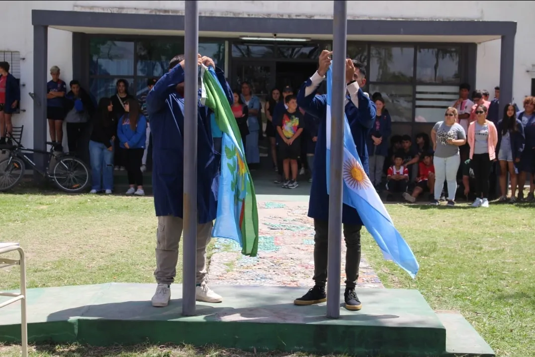 Screenshot_20231116-035727_WhatsApp