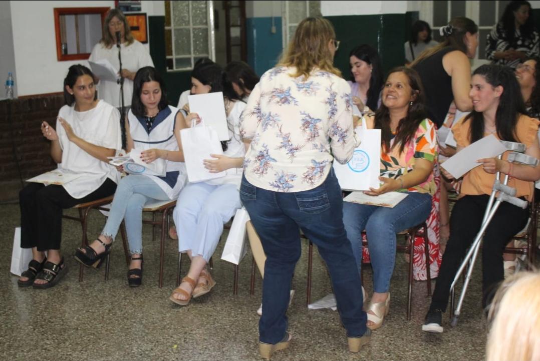 Screenshot_20221208-080808_WhatsApp