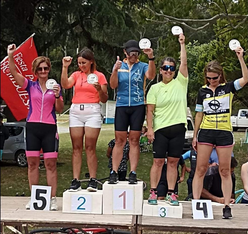 Screenshot_20221130-065921_Facebook