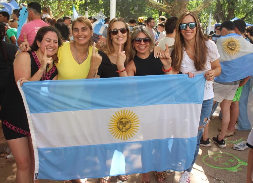 Screenshot_20221219-074009_WhatsApp