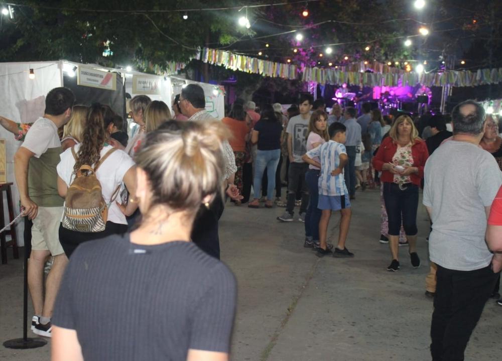 Screenshot_20221126-004203_WhatsApp