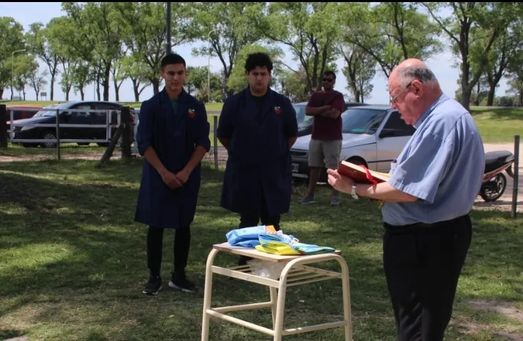 Screenshot_20231116-035714_WhatsApp