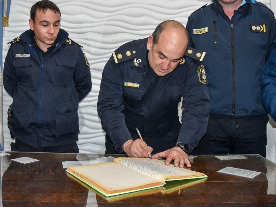 imagen asuncion nueva cupula policia laprida 2