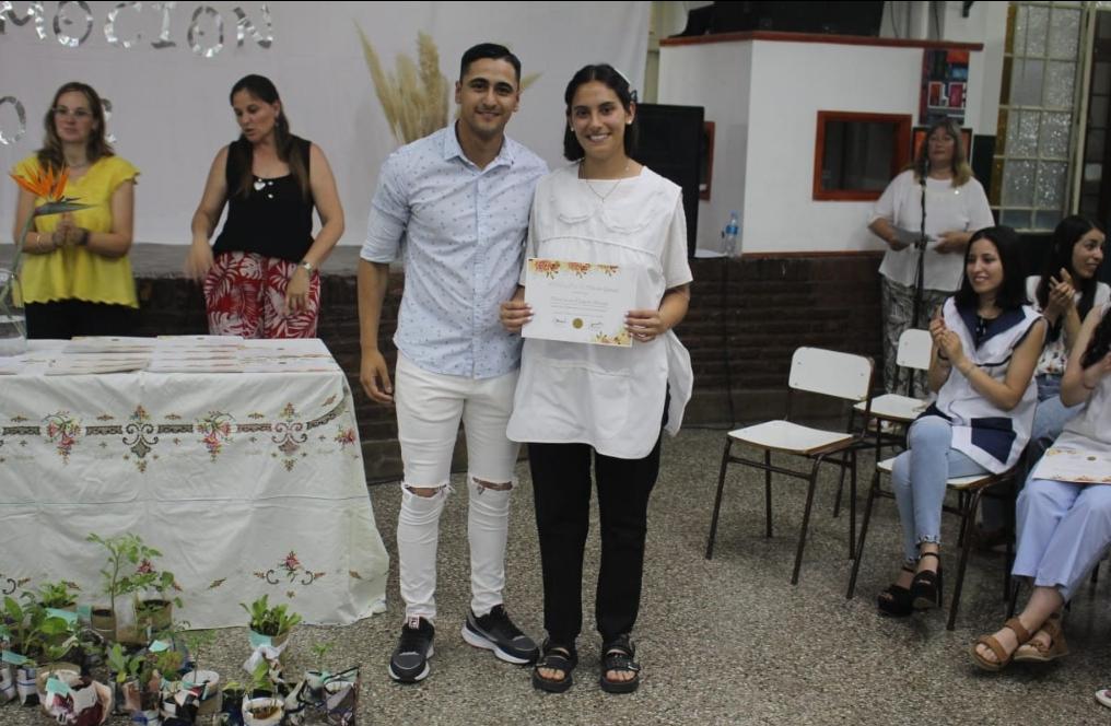 Screenshot_20221208-080457_WhatsApp