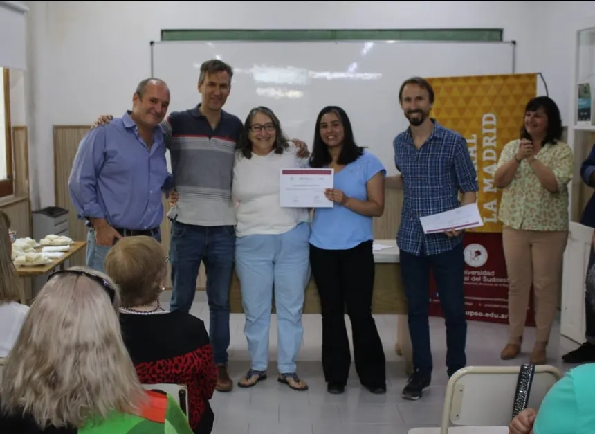 Screenshot_20231122-035018_WhatsApp