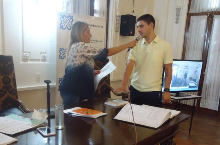 Screenshot_20220224-081258_WhatsApp