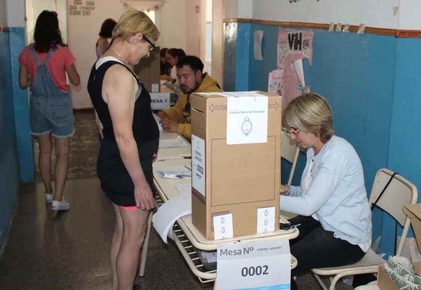 Screenshot_20231120-052004_WhatsApp