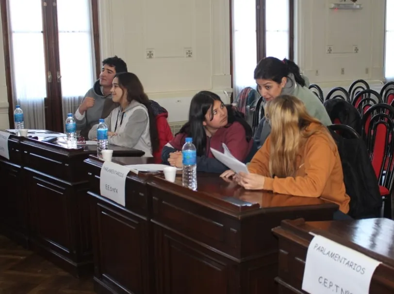 Screenshot_20230714-060314_WhatsApp