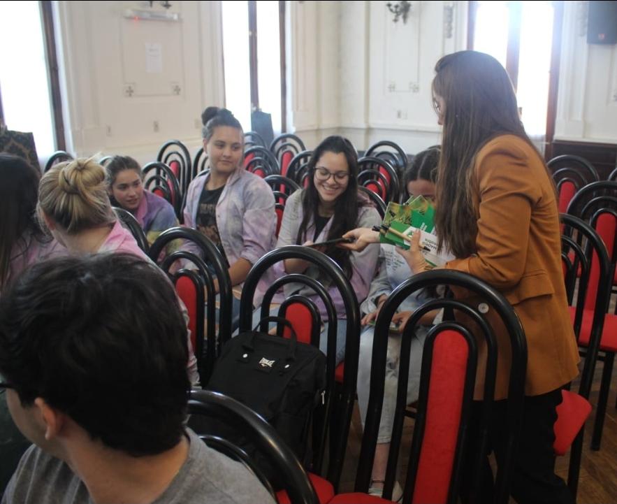 Screenshot_20221125-063612_WhatsApp