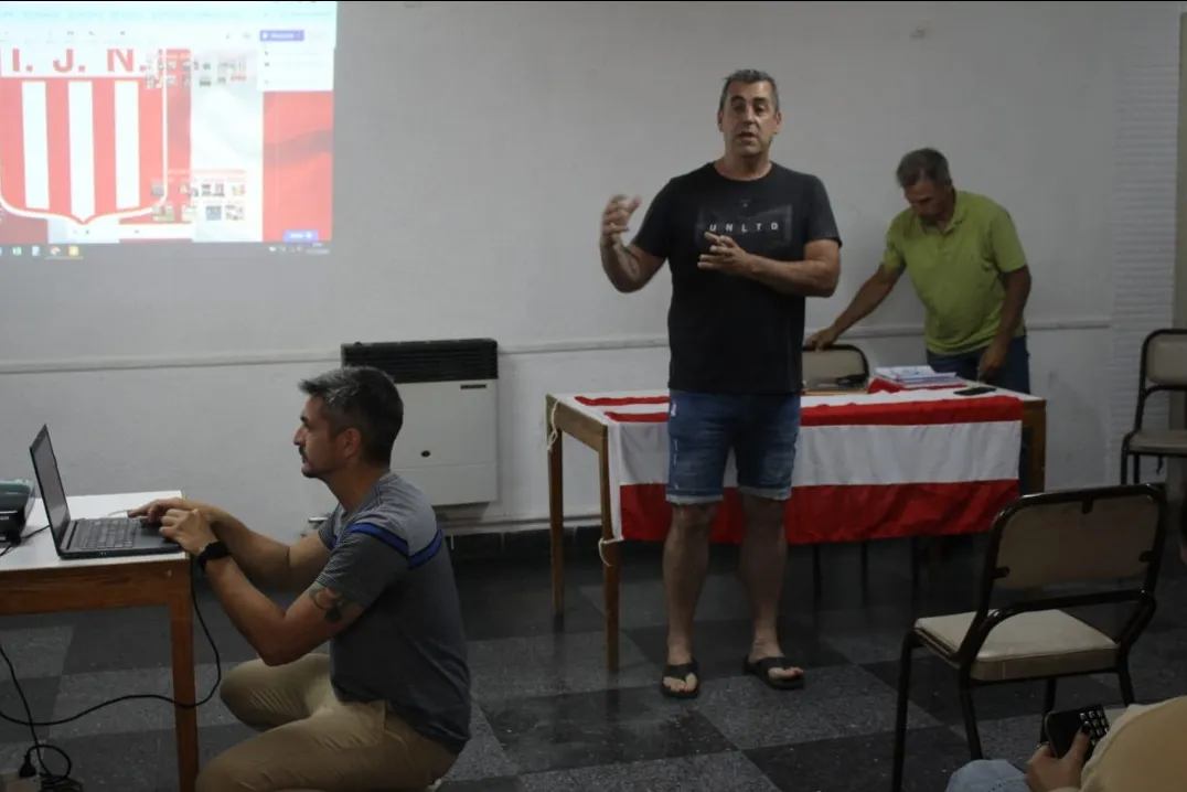 Screenshot_20231118-061039_WhatsApp