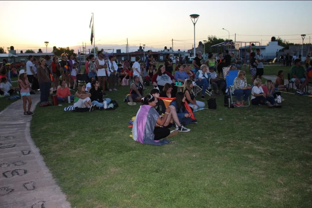 Screenshot_20231112-000048_WhatsApp