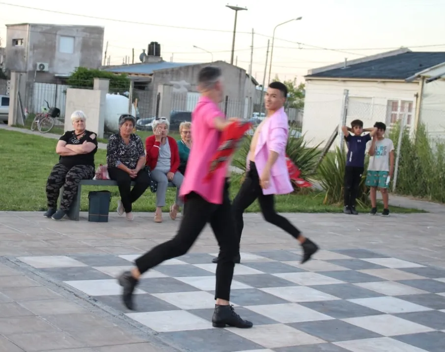 Screenshot_20231112-000234_WhatsApp