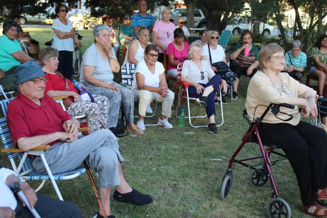 Screenshot_20231128-055905_WhatsApp