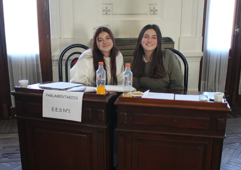 Screenshot_20230714-060342_WhatsApp