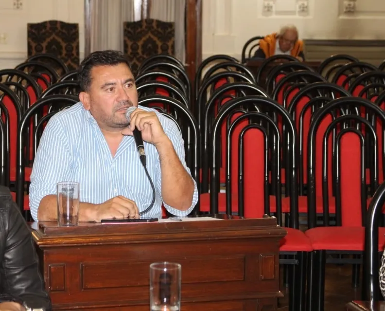 Screenshot_20231124-003931_WhatsApp