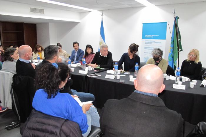 Imagen Reunion Mesa Interminiterial de migraciones