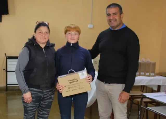 Screenshot_20231102-042732_WhatsApp