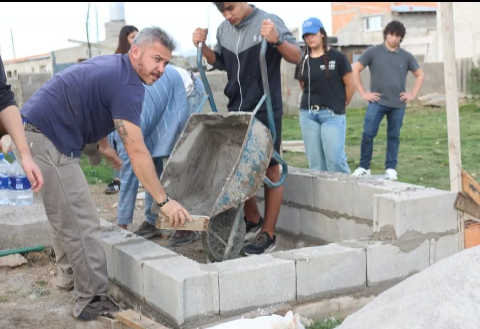 Screenshot_20250917-065311_WhatsApp