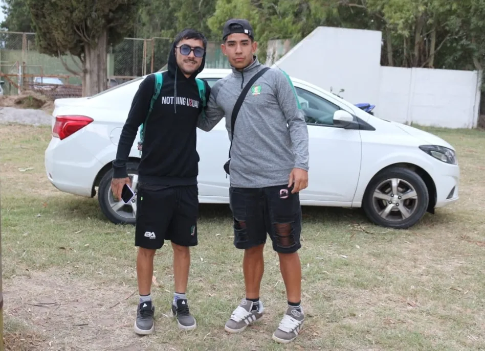 Screenshot_20250221-062642_WhatsApp