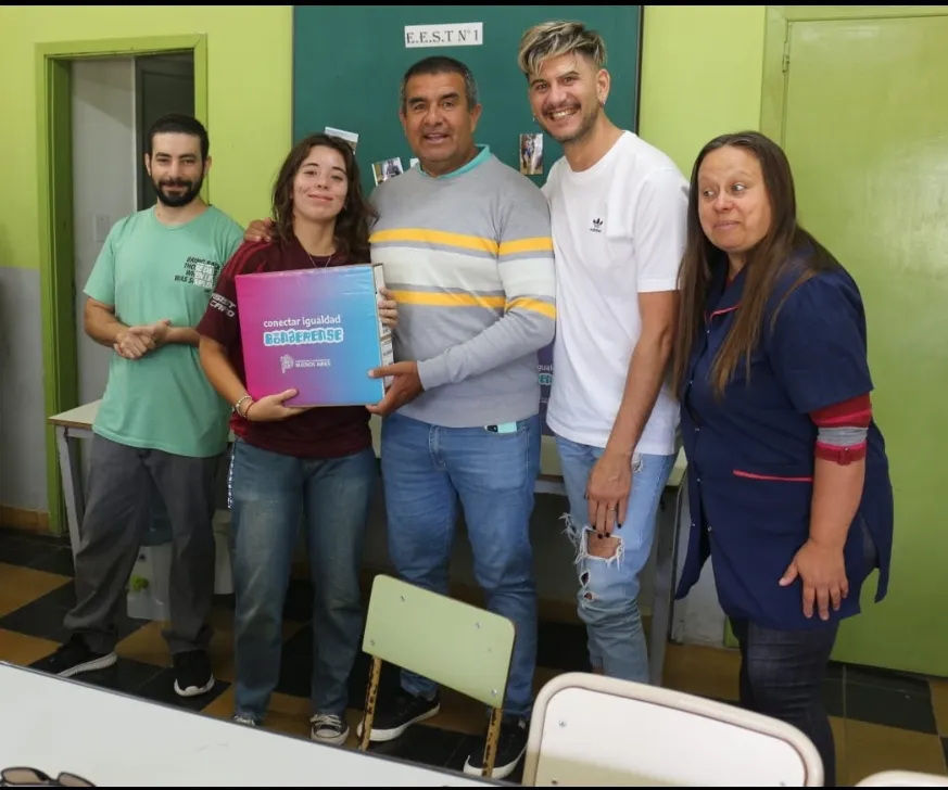 Screenshot_20241227-065359_WhatsApp