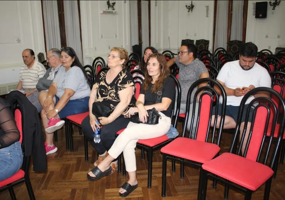 Screenshot_20231228-054623_WhatsApp