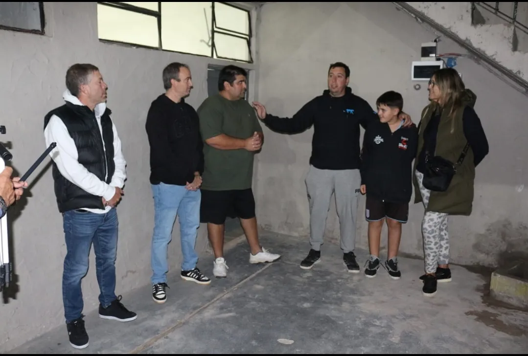 Screenshot_20250519-072527_WhatsApp