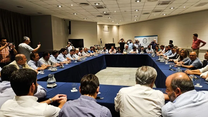 imagen reunion radicales 2