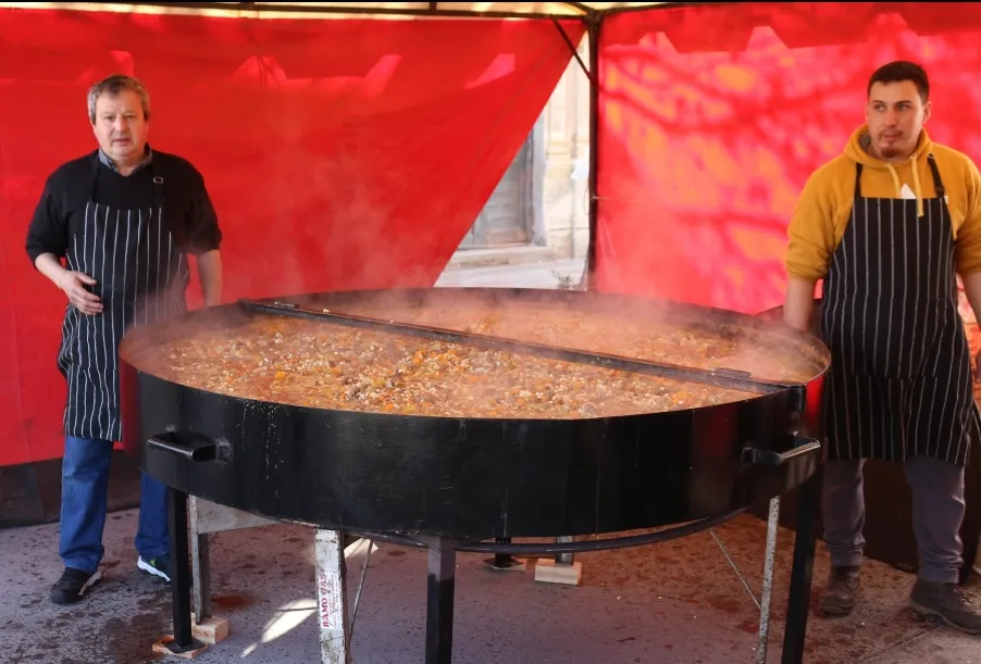 Screenshot_20240710-012548_Photos