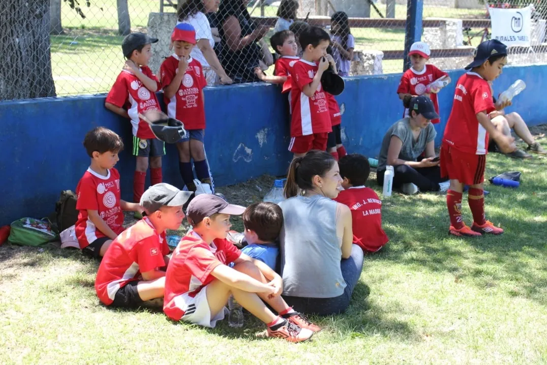 Screenshot_20231211-030428_WhatsApp