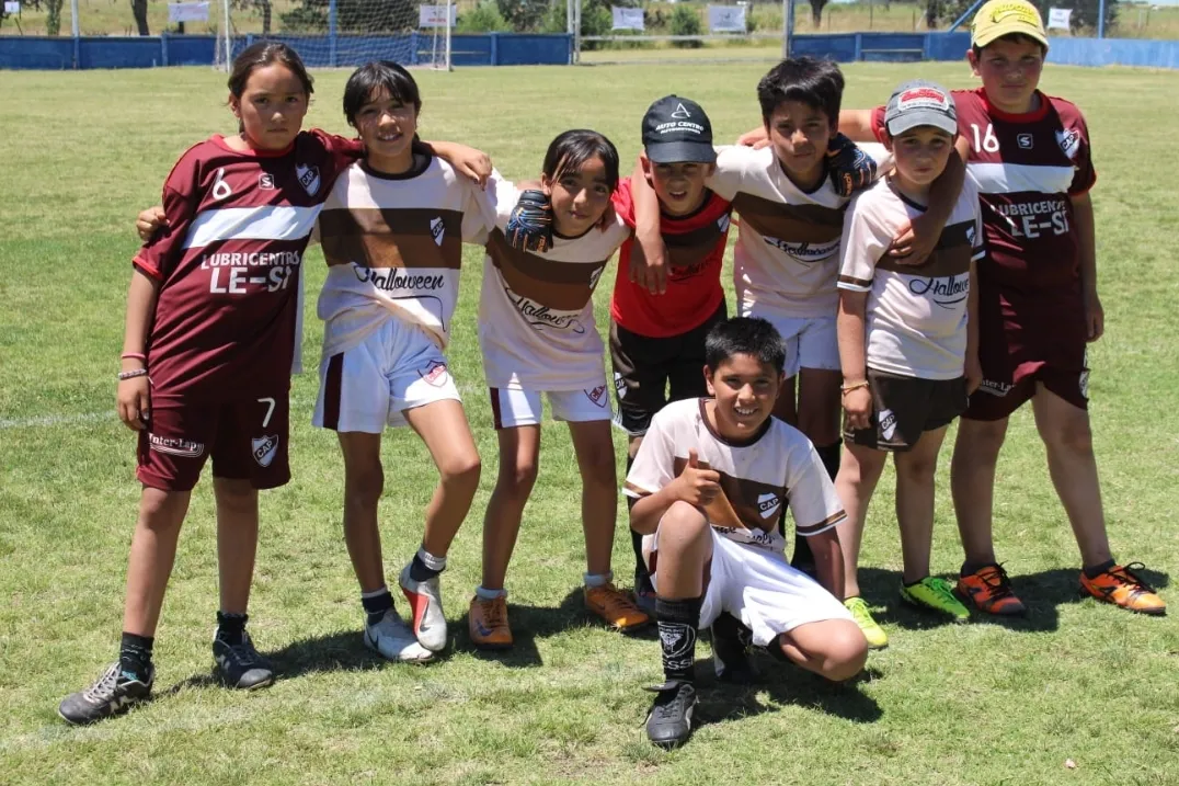 Screenshot_20231211-030418_WhatsApp