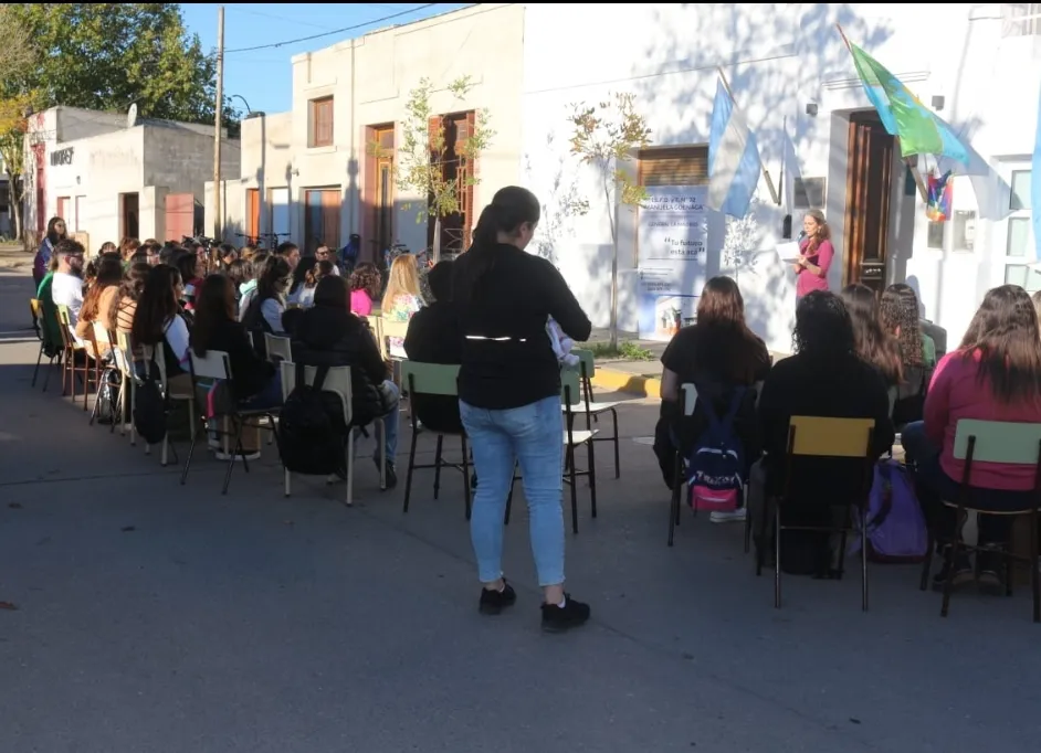 Screenshot_20240427-053054_WhatsApp