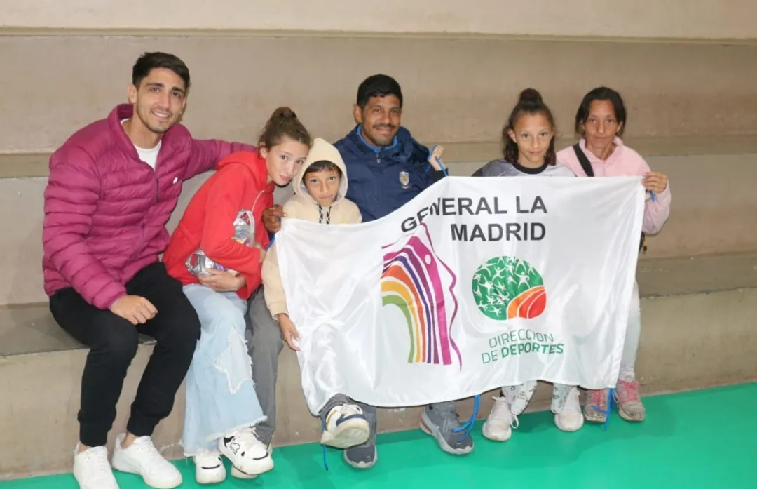 Screenshot_20251130_083107_WhatsApp