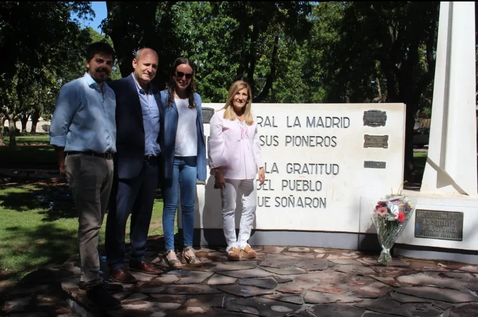 Screenshot_20240215-011457_WhatsApp