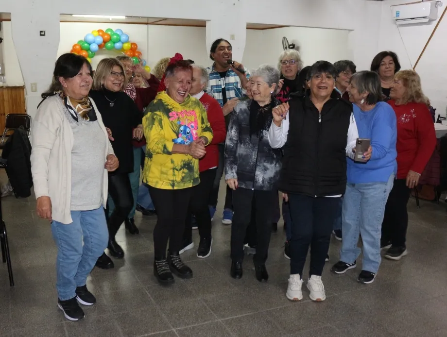 Screenshot_20240707-233745_Photos