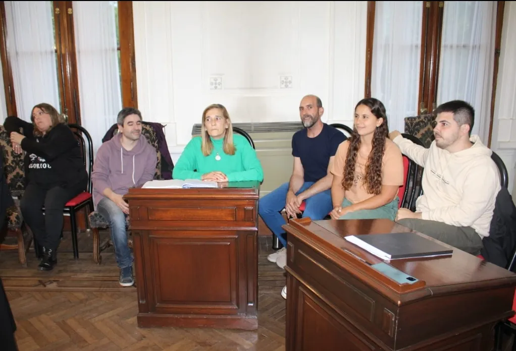 Screenshot_20231206-061722_WhatsApp