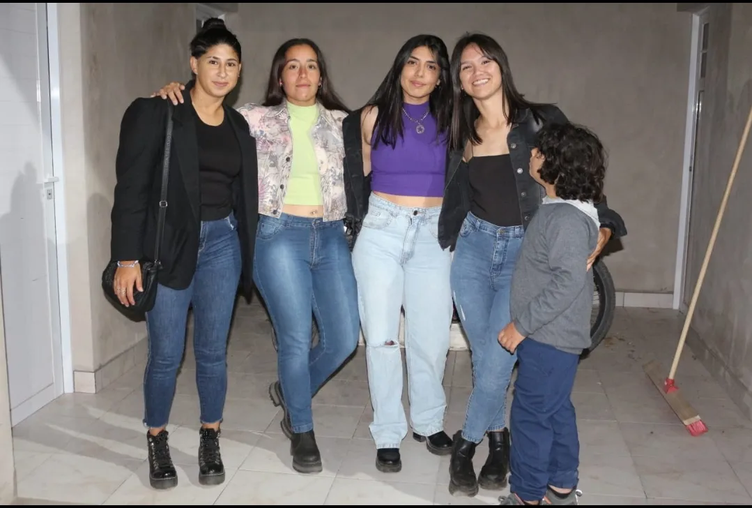 Screenshot_20241207-063244_WhatsApp