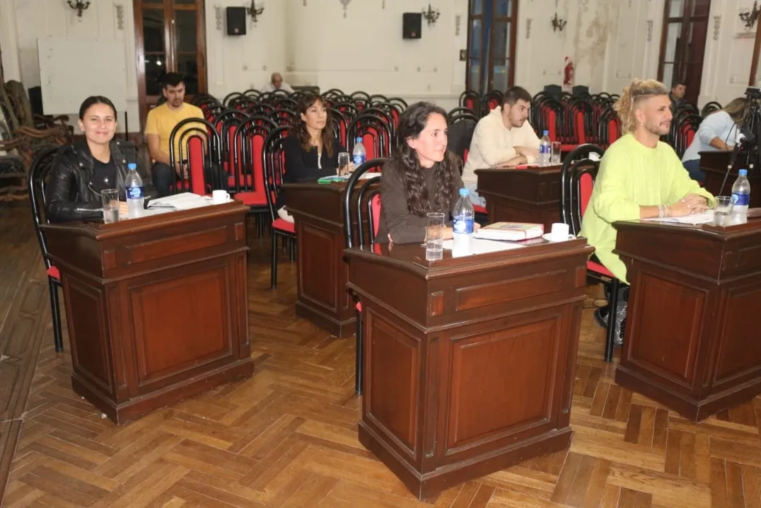 Screenshot_20240426-064420_WhatsApp