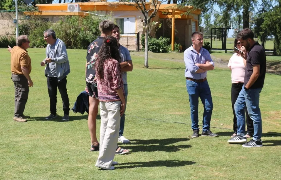 Screenshot_20241221-062929_WhatsApp