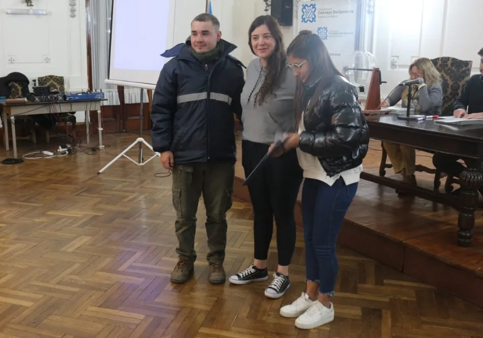 Screenshot_20240509-055934_WhatsApp