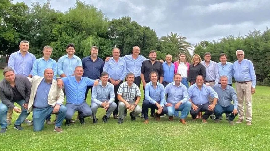 imagen Intendentes radicales en Rojas