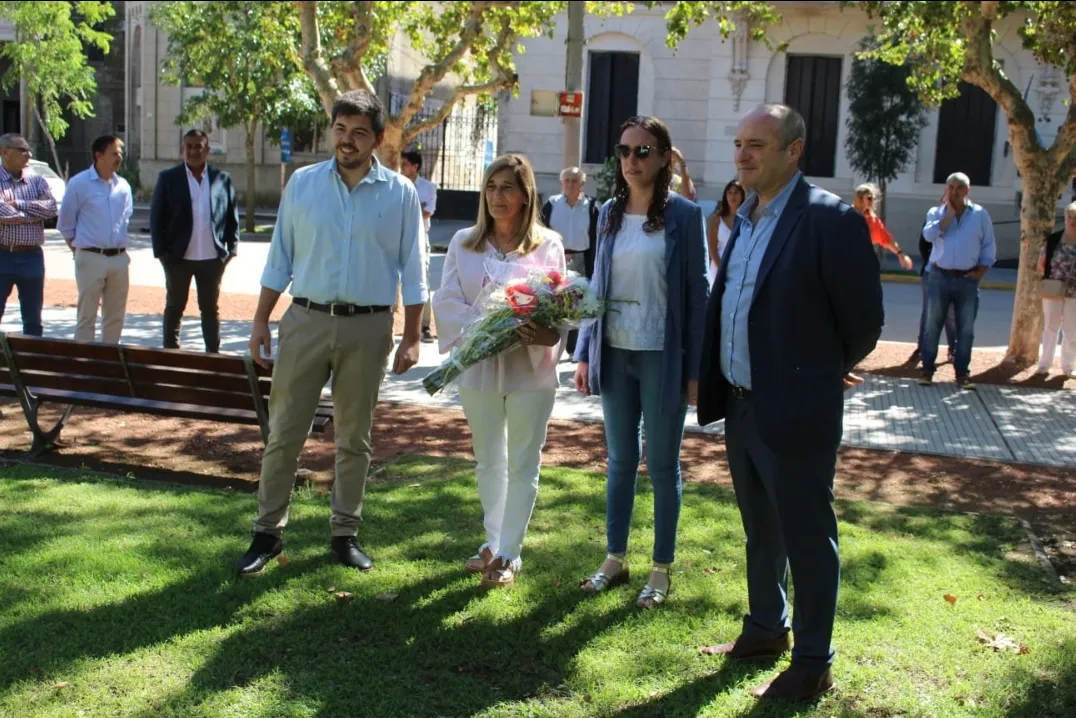 Screenshot_20240215-011442_WhatsApp