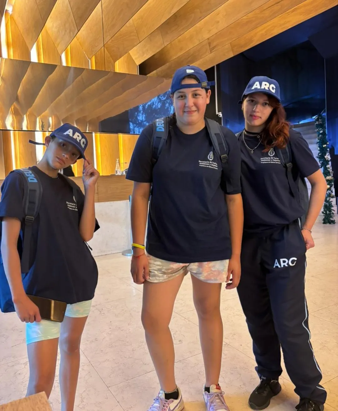 Screenshot_20251202_065214_WhatsApp