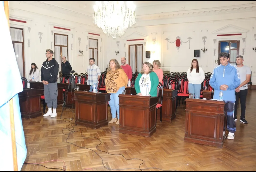 Screenshot_20250425-072113_WhatsApp