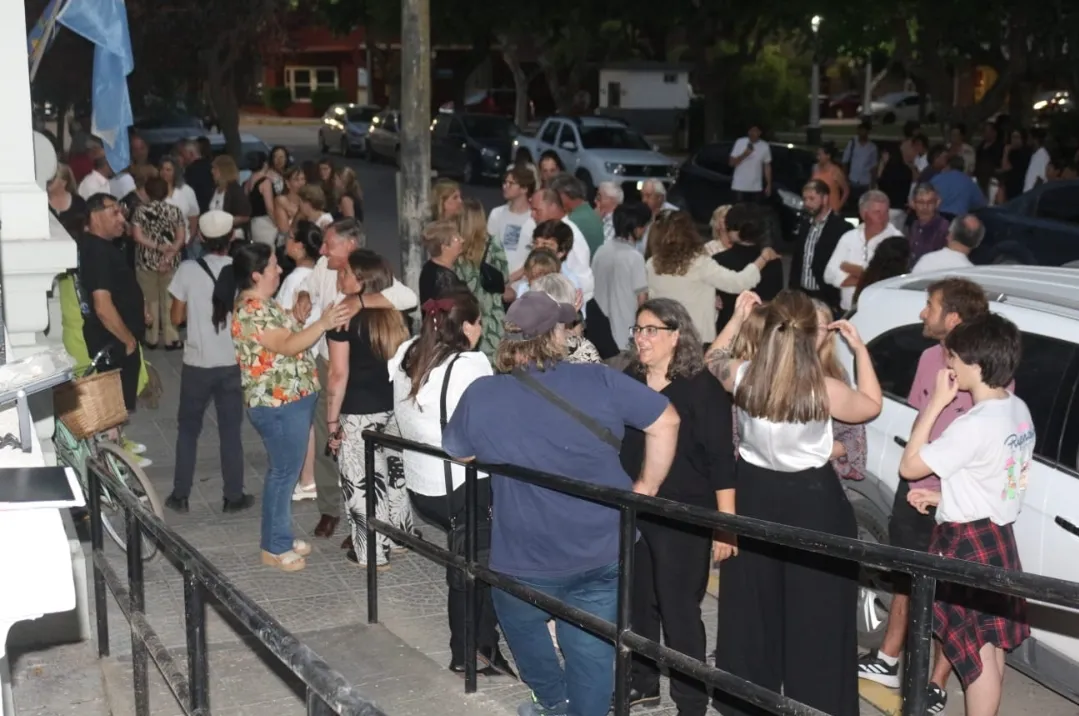 Screenshot_20251211_064047_WhatsApp