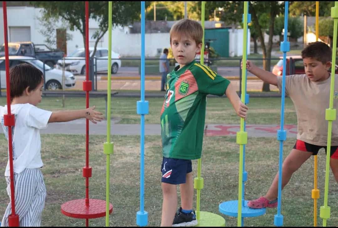 Screenshot_20250119-231554_Photos