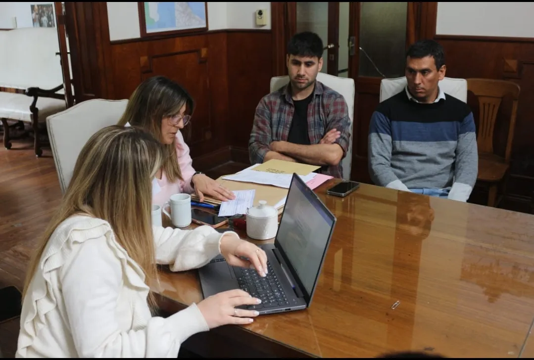 Screenshot_20241015-063120_WhatsApp