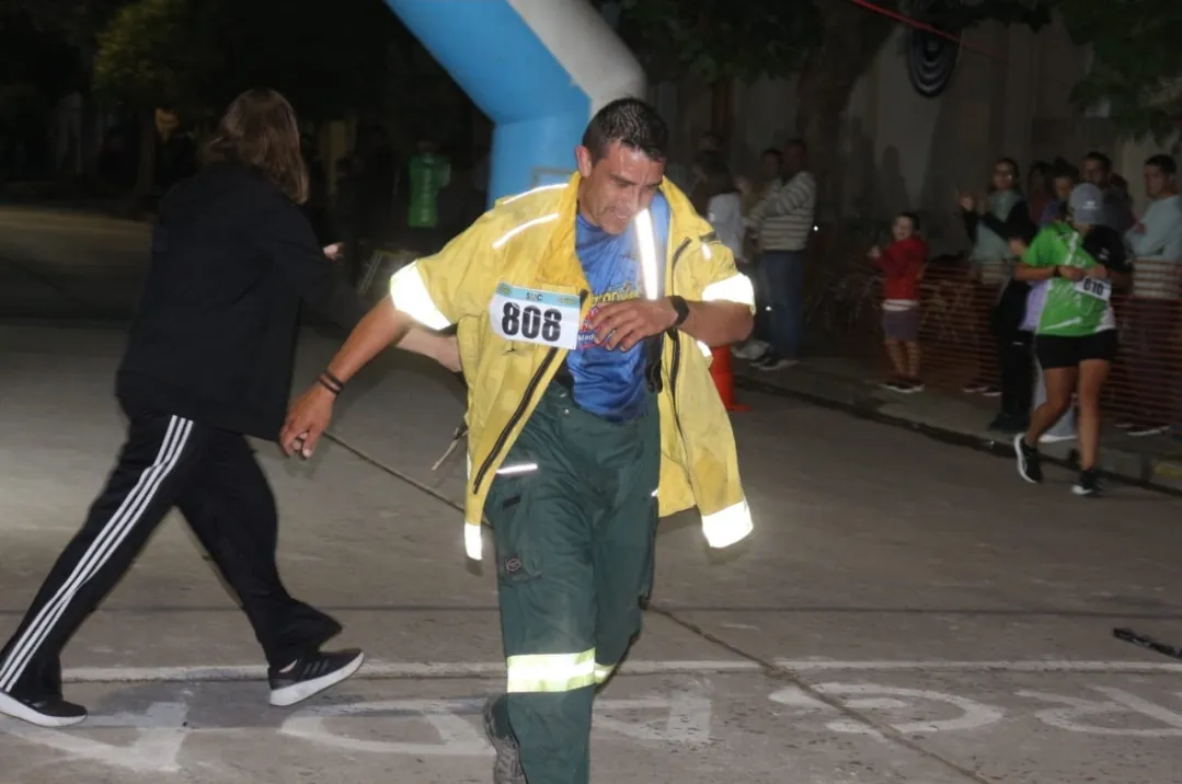 Screenshot_20251130_084445_WhatsApp