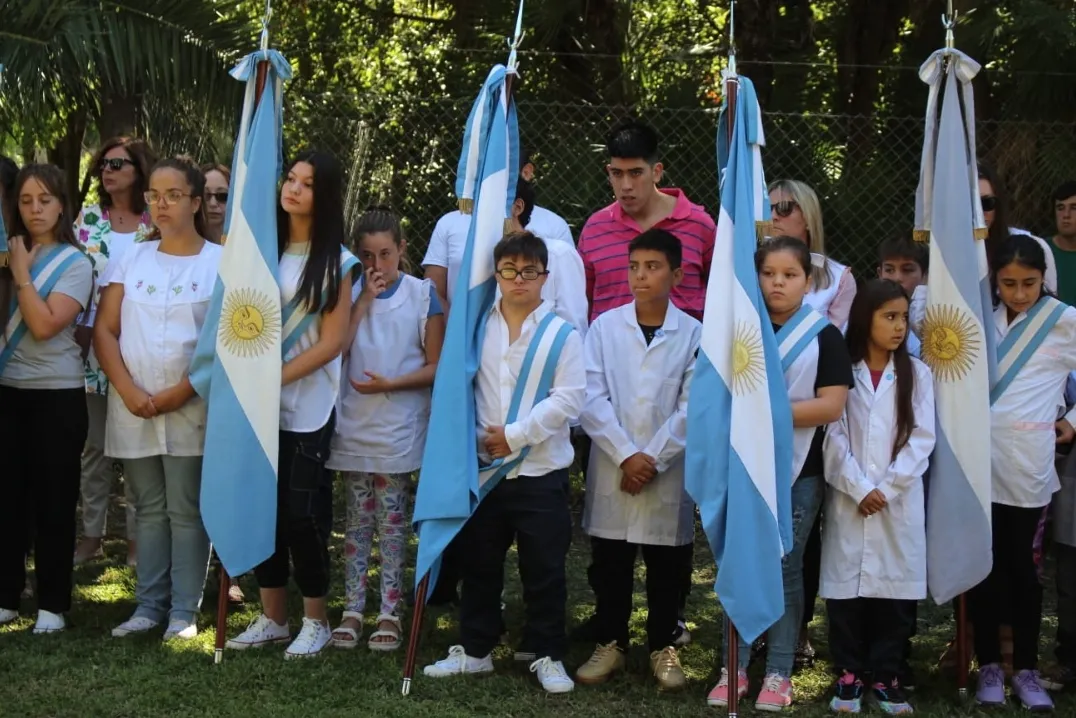 Screenshot_20240215-011946_WhatsApp