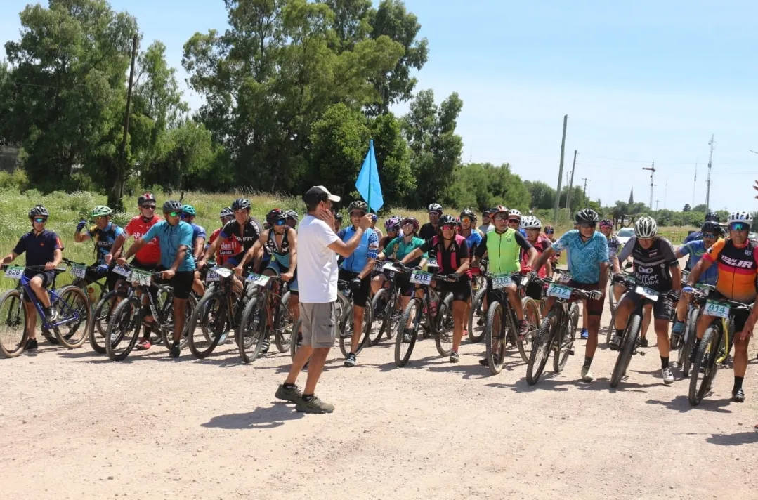 Screenshot_20251208_072215_WhatsApp