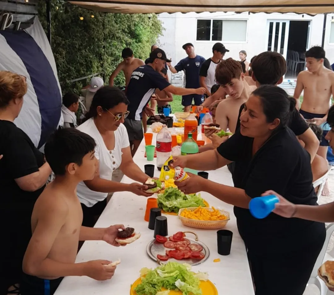 Screenshot_20251206_072115_WhatsApp